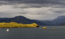 Der Fjord Hvalfjörður