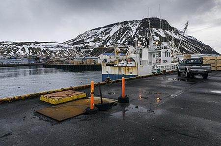 Hafen von Ólafsvík im Winter