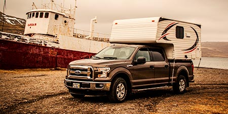 Island Island-Reisen 4x4-Camper am Wrack der Gardar
