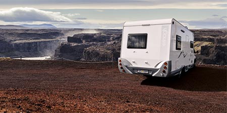 Island Island-Reisen Wohnmobil am Hafragilsfoss